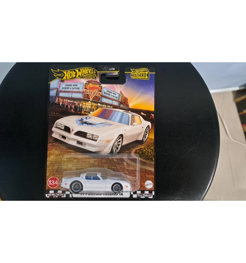 HW小汽車林蔭大道 '77 Pontiac Firebird TA